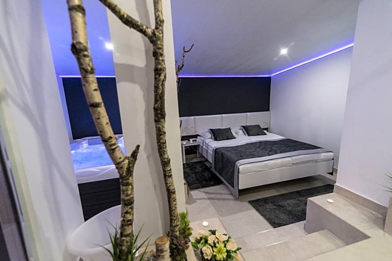 Cool Zagreb Airport Hotel 4*