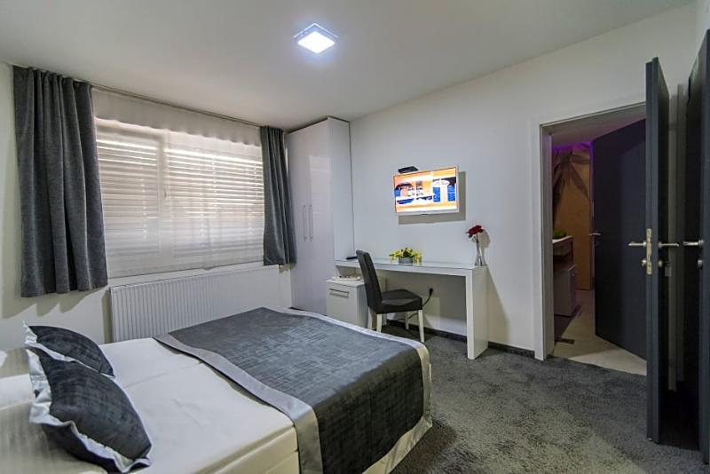 Cool Zagreb Airport 4*